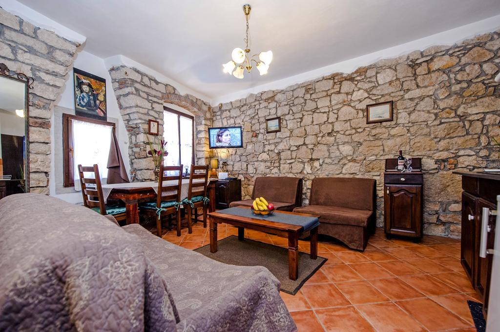 Apartments Taylor Rovinj Bagian luar foto